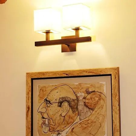 La De Hotel